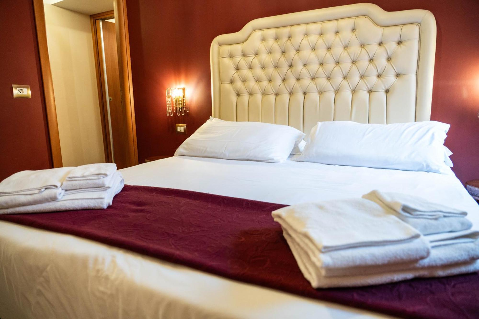 Imperial Guesthouse Roma Ngoại thất bức ảnh