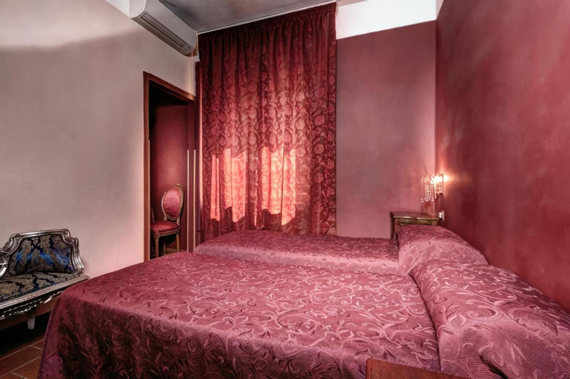 Imperial Guesthouse Roma Ngoại thất bức ảnh